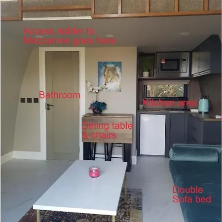 Guest house Glamorous Glamping Belmullet